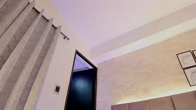lakshmi77_ Cameră chat live