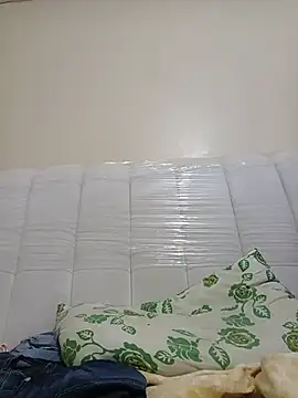 Chat ao vivo de MINNYIRI