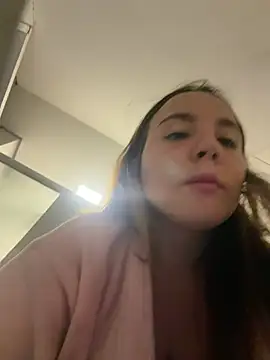 AMORINHA_S2_ – live chatrum