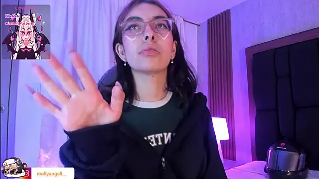 Sala de chat ao vivo de Molly_A