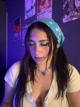 gema_77's Live Chat Room