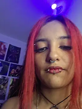 Živá chatovací místnost carolinerue