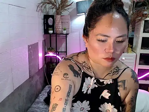 Živá chatovací místnost EstellaStarXxx