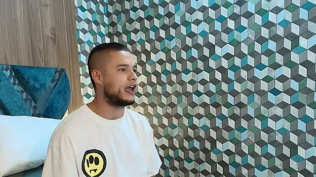 Joaho_Fernandez Adlı Modelin Canlı Sohbet Odası