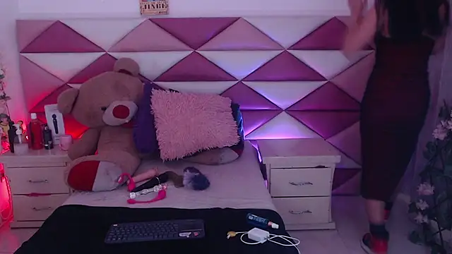 Minami_Nakamura Cameră chat live