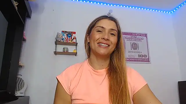 Ariza_a's Live Chat Room