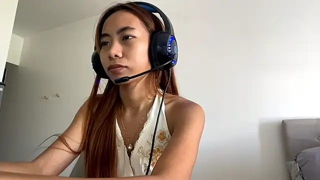 PiaSwida's Live Chat Room