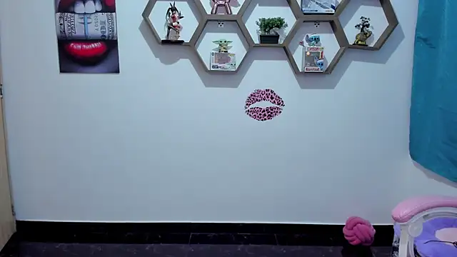 SharonSandern Live chat-huone