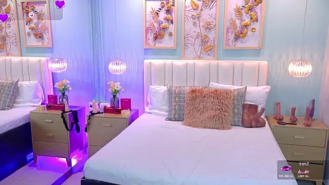 GabyQueens' Live Chat Room