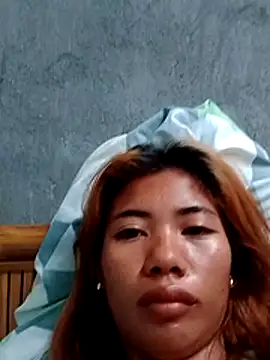 uwannataste live-chat rom