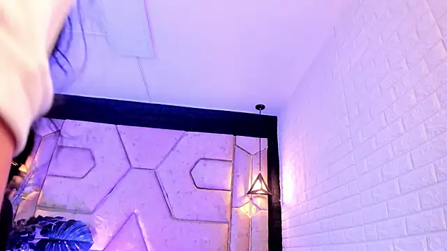 elisa_collins – live chatrum