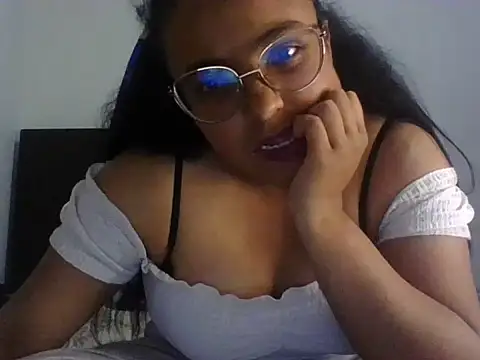 Chat soba uživo modela Valeryyyy_
