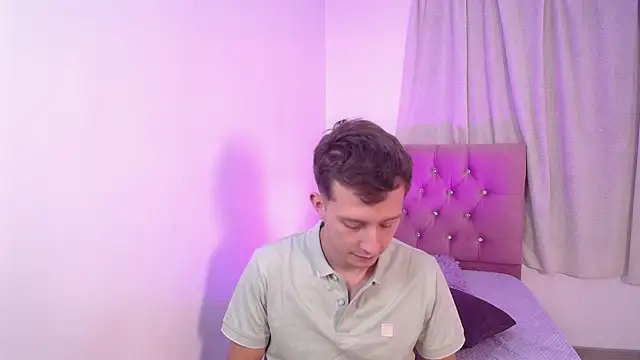mae_nathan_ Cameră chat live
