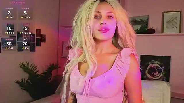 _amymoore_'s Live Chat Room