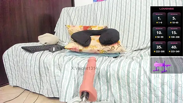 VaioletUwU Cameră chat live