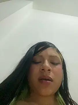 mysteriousgirl20 现场聊天室