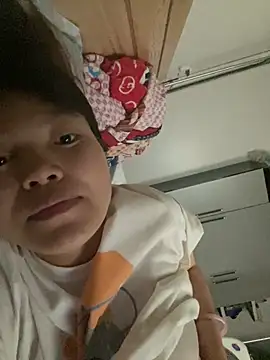 Sexy_cum01 现场聊天室