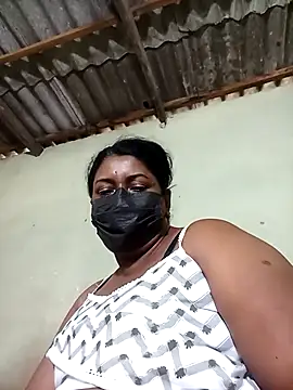 Madusi-11 Live Chatrum