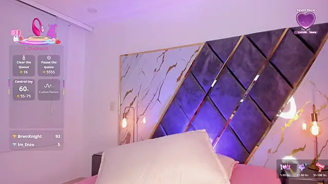 Chat soba uživo modela SarayModel