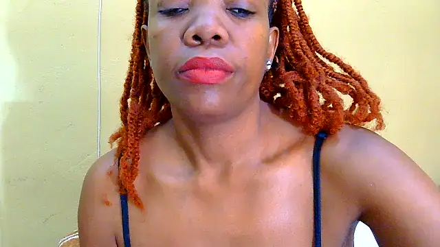 Mollybrookexx's Live Chat Room