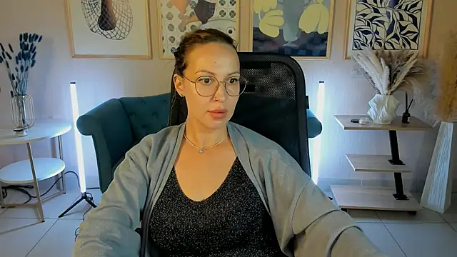 Charlotte_Hudson – live chatrum