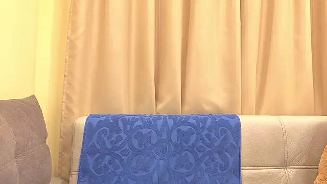 onebigkisss' Live Chat Room