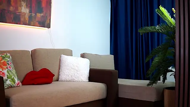 LucyyRosse – live chatrum