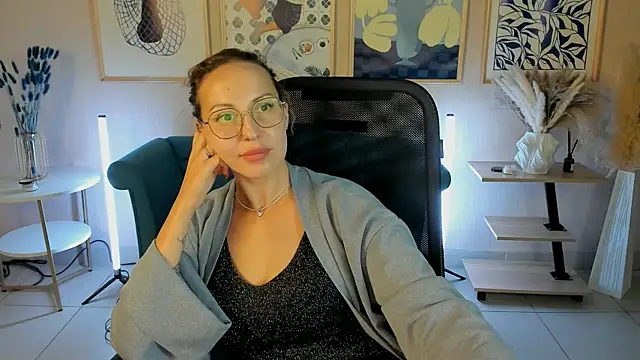 Charlotte_Hudson: онлайн-чат