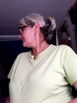 Živá chatovací místnost irinamaux