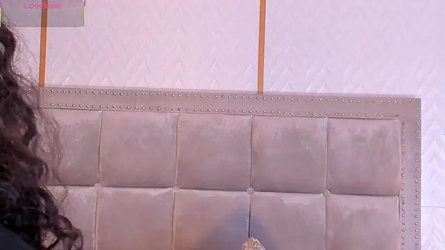 Živá chatovací místnost DakotaWangi