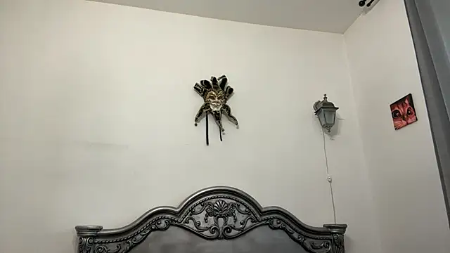 ShyandSkinnyAlice Cameră chat live