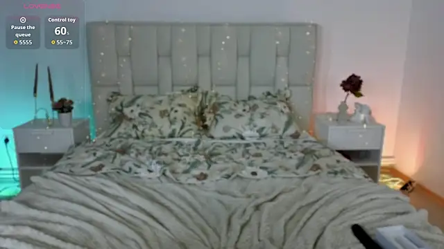 Živá chatovací místnost Little_cuti1e