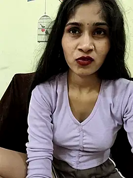Naughty_Kiara_ Live Chatraum