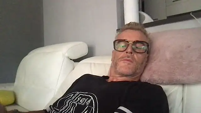 Axl_hot Cameră chat live