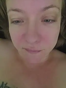 Sala de chat ao vivo de julimonroe