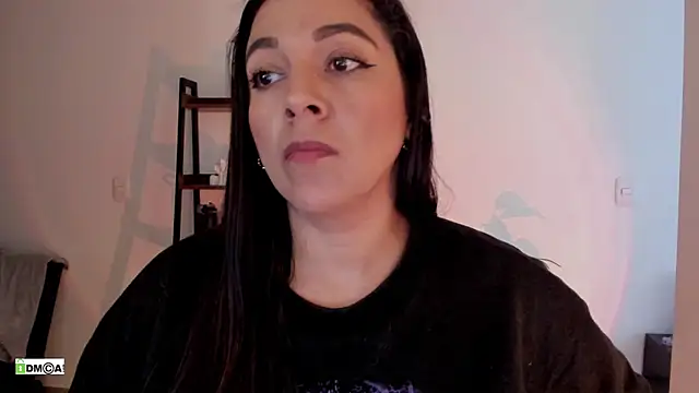 Živá chatovací místnost urcute_kitten