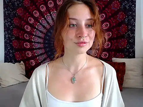غرفة دردشة AdalynKiss المباشرة