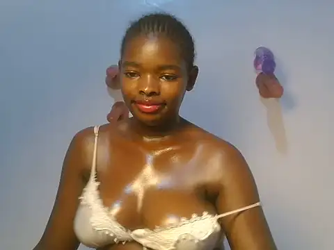 Emmerline_'s Live Chat Room