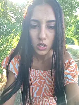 AndreeaMuller 실시간 채팅방