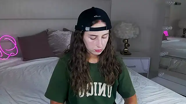 NadinnL Cameră chat live