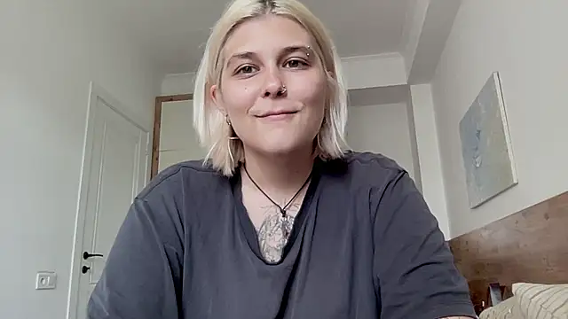 Ella_Bloom – live chatrum