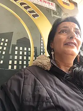 غرفة دردشة ALEJANDRA__28 المباشرة