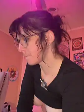 Živá chatovací místnost unemployedstripper
