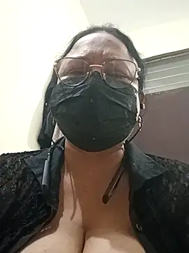 Dreamgirrl's Live Chat Room