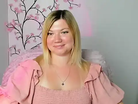 Živá chatovací místnost Lola_moree