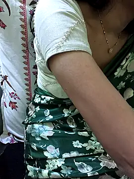 חדר צ'אט בשידור חי של Cuteteluguammmaie