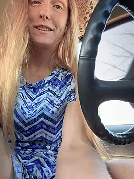 חדר צ'אט בשידור חי של GoldenFlameGoddess