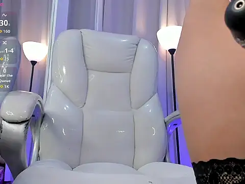 Živá chatovací místnost Miakolins