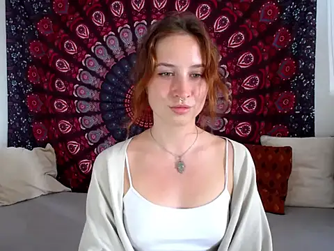 AdalynKiss' Live Chat Room
