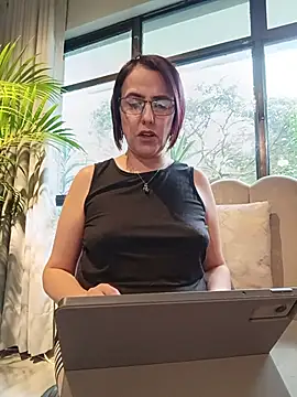 IsisBlake Live Chatrum